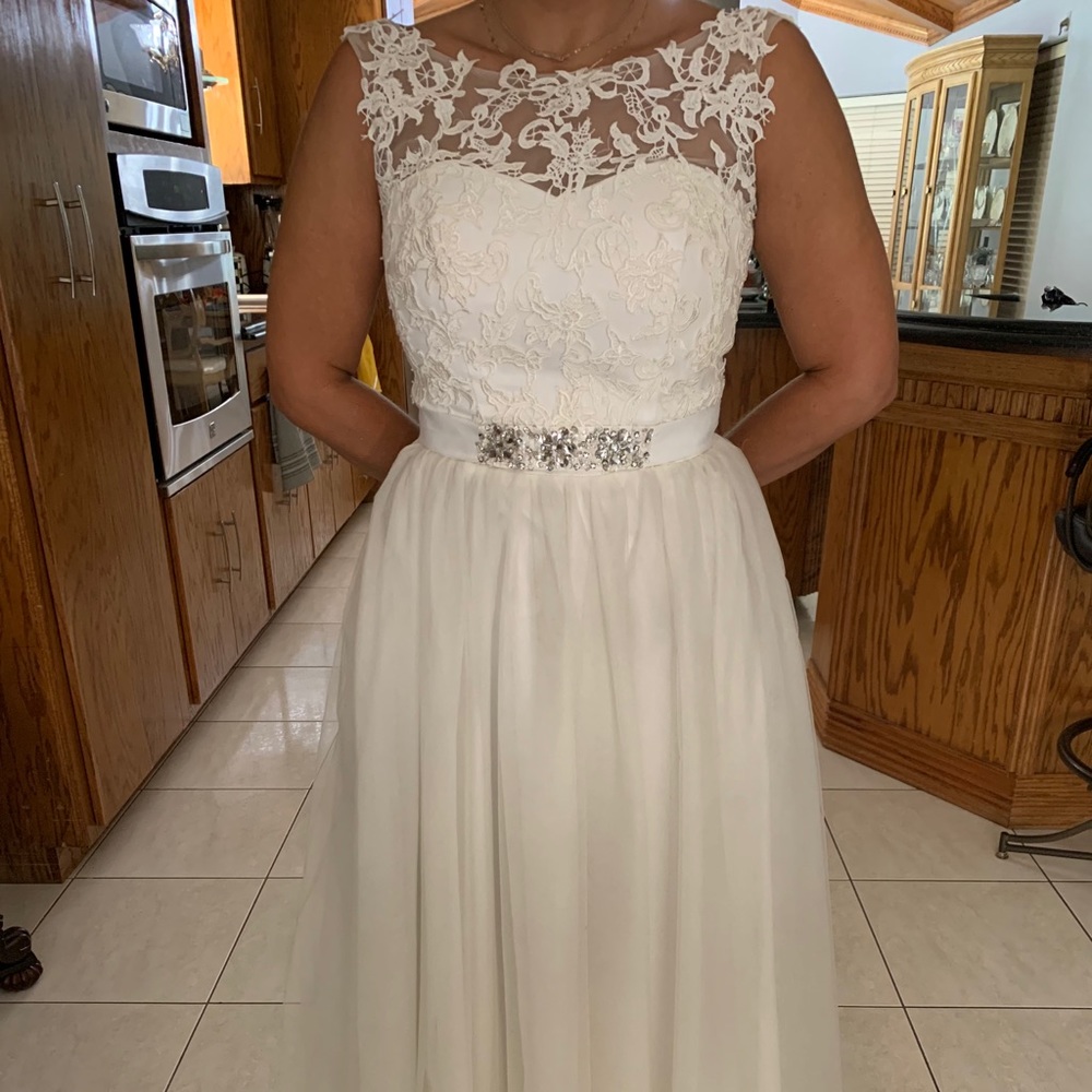 Wedding Dress / Prom Dress